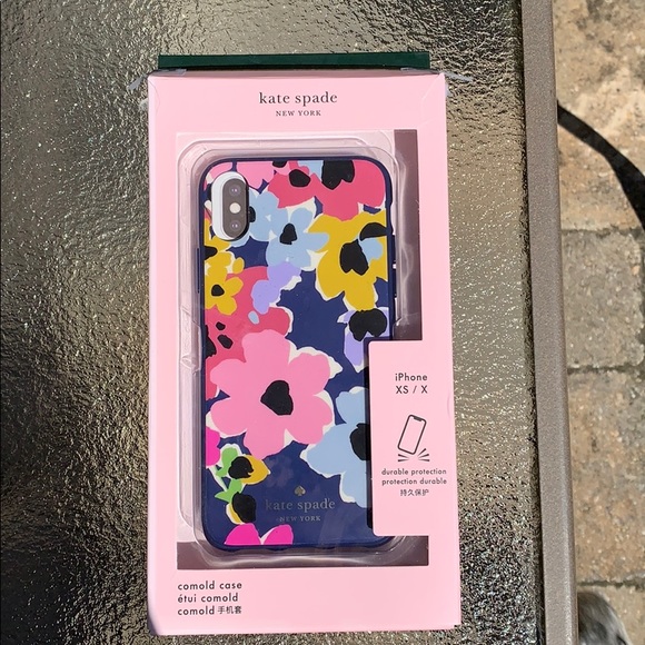 kate spade Accessories - Phone case